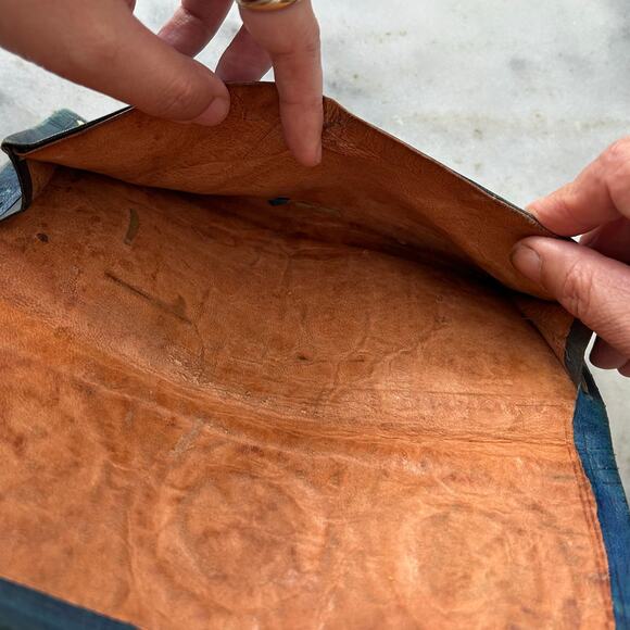 Vintage Handcrafted Leather Wallet – Blue Tooled Leather With Woven Accents - Picture 12 of 12